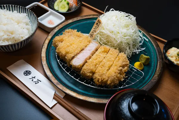 白衣とんかつ ロースかつ膳